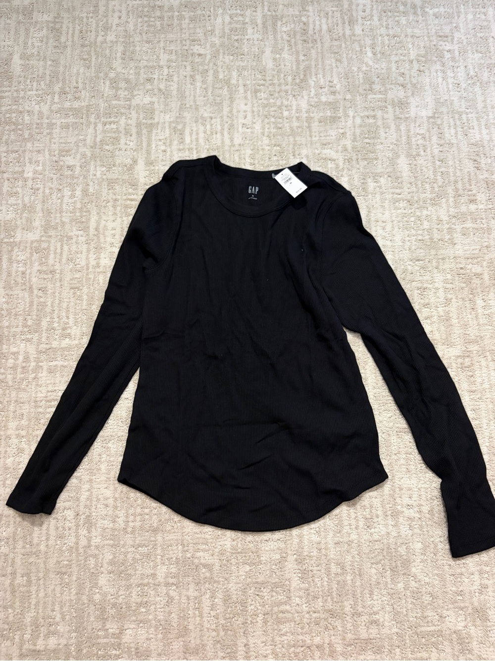GAP Black Long-Sleeve Ribbed Crew neck tee size medium BNWT